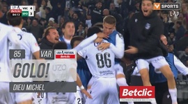 Liga Portugal Betclic: V. Guimarães vs Sporting, Golo 4-3 Michel (VAR) (2024-2025)