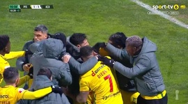 Liga Portugal 2 Meu Super: Paços Ferreira vs Ac. Viseu, Golo 1-1 João Victor (g.p.) (2025-2026)