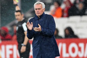 “O segundo golo acaba com o jogo” e Mourinho justifica triunfo encarnado
