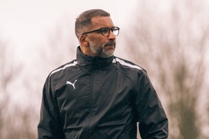 Rennes afasta do cargo o treinador Habib Beye