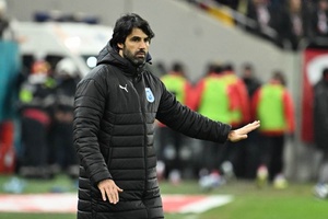 Filipe Coelho renova contrato com o Universitatea Craiova até 2027