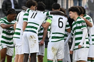 Autogolo coloca Sporting pela terceira vez nos ‘quartos’ da Youth League