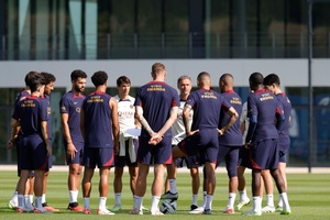 Nova polémica no balneário do PSG: Plantel pede reunião para nomear um novo capitão