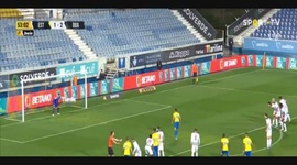 Liga Portugal Bwin: Estoril (2-2) Boavista, Golo L. Ruiz (g.p.), 54m (2021-2022)