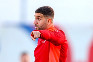Mercado: Taarabt muda-se para o Sharjah FC após rescindir com o Al-Nasr