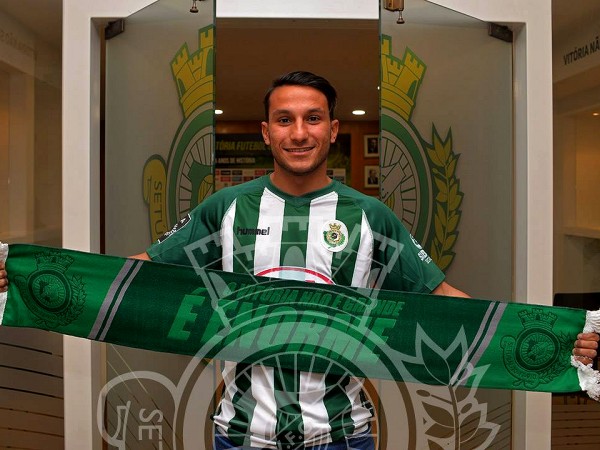 Mercado: OFICIAL – João Carvalho reforça Setúbal por empréstimo do Benfica