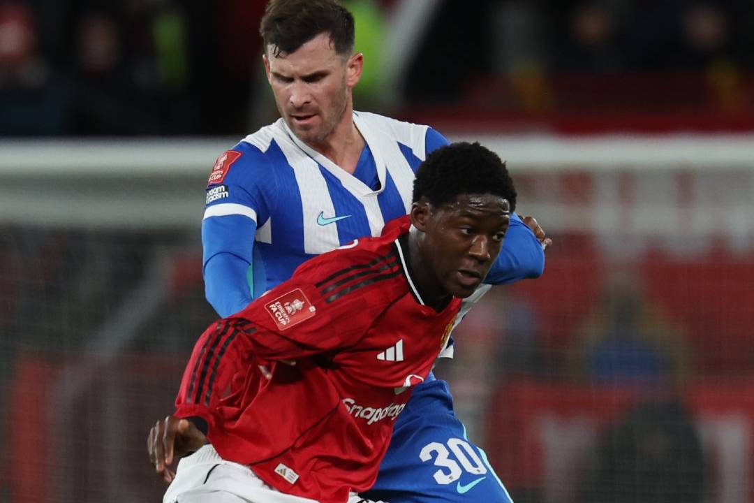 Manchester United fora da Taça de Inglaterra ao perder com Brighton
