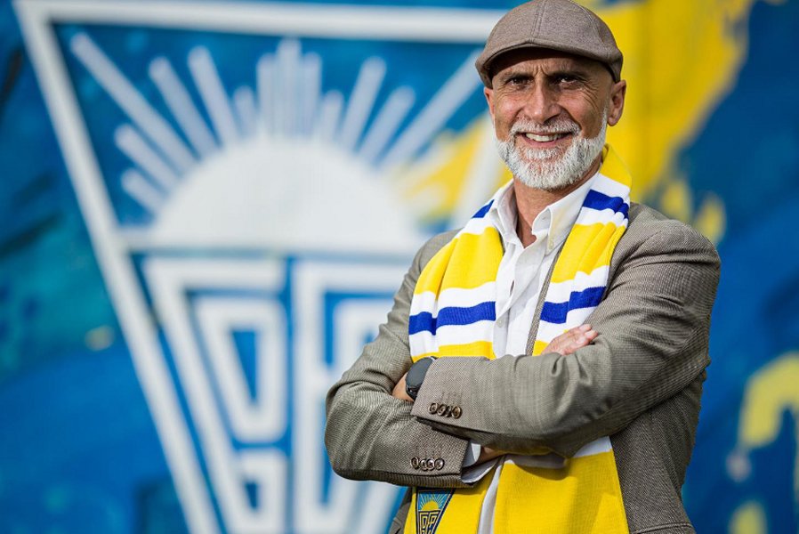 Álvaro Pacheco deixa Estoril Praia após empate com Vizela