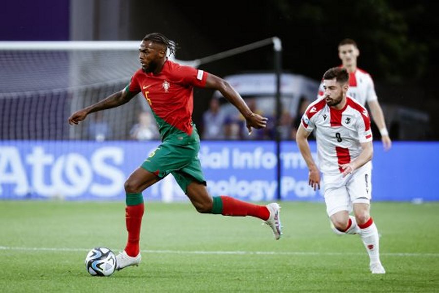 Europeu Sub-21: Nuno Tavares critica ausência do sistema de VAR