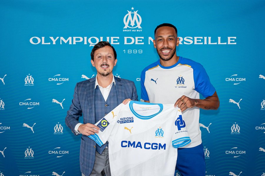 OFICIAL: Pierre-Emerick Aubameyang regressa a França para reforçar o Marselha
