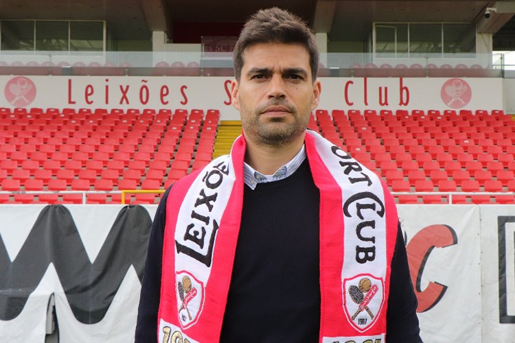 Leixões confirma Tiago Fernandes como treinador para a época 2020/21 na II Liga