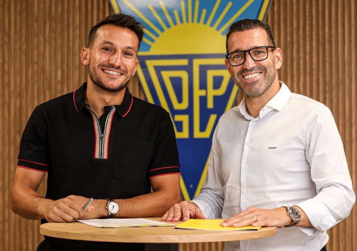 Mercado: Médio ofensivo João Carvalho chega ao Estoril Praia por empréstimo do Olympiacos