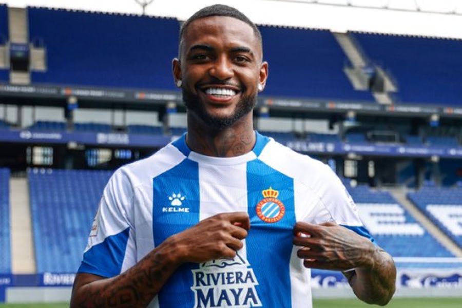 OFICIAL: Espanyol reforça a defesa com a contratação de Ramón Ramos, ex-Olympiakos