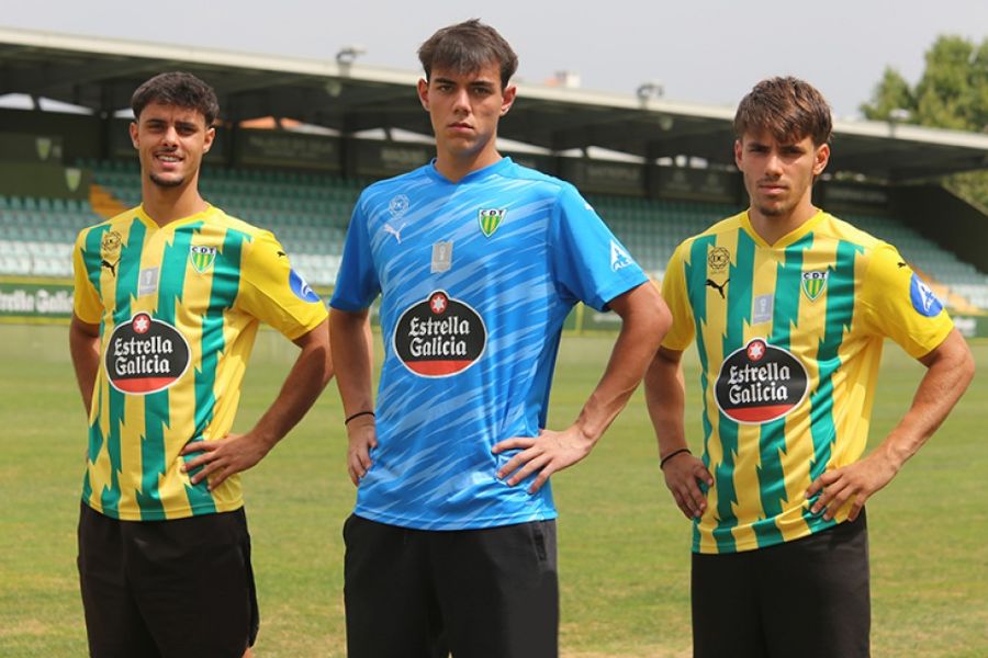 Tondela assina contratos profissionais com três jovens promessas da formação