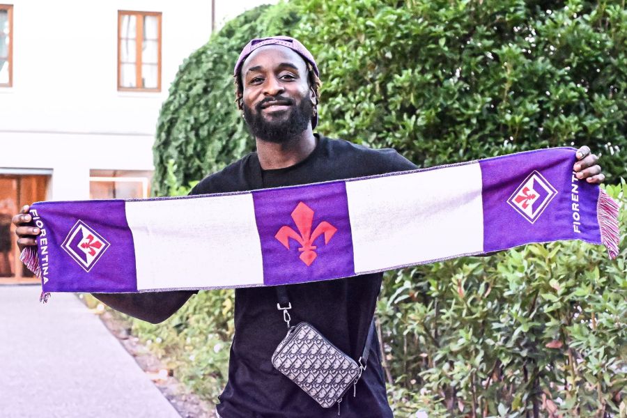 OFICIAL: Fiorentina garante Nzola para o ataque após saída de Arthur Cabral para o Benfica