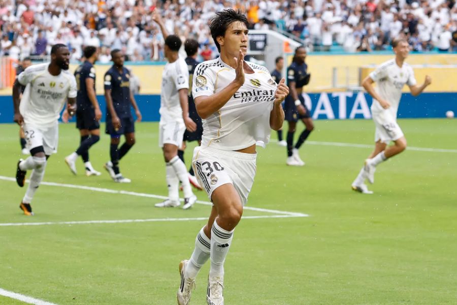 Real Madrid anuncia renovação de Gonzalo García e promoção ao plantel principal