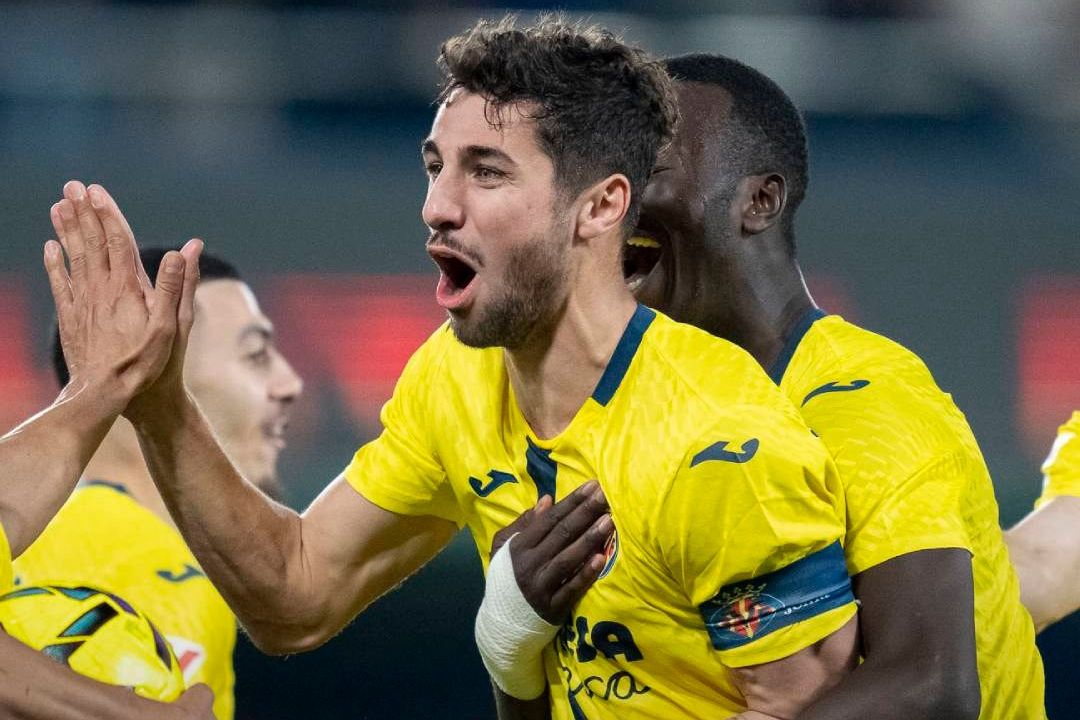 Villarreal vence Valência e mantém terceiro lugar isolado