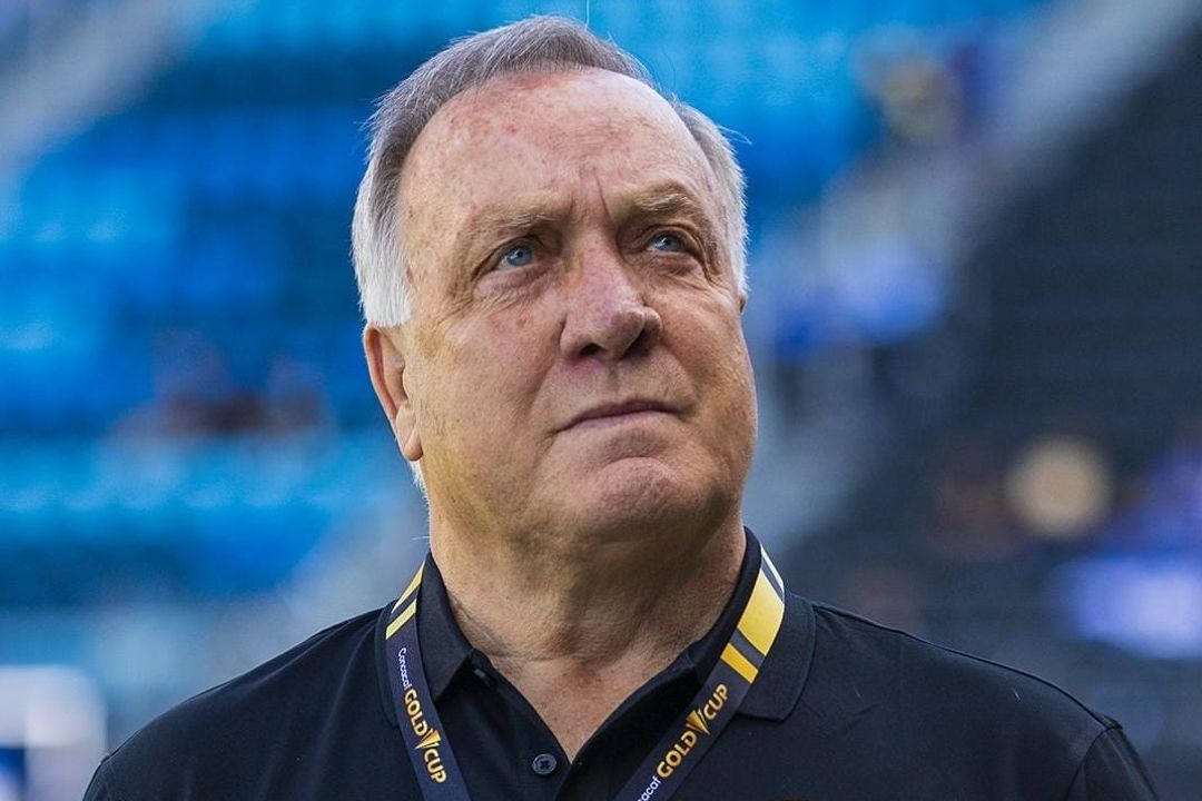 Dick Advocaat deixa seleção de Curaçau por problemas de saúde familiar