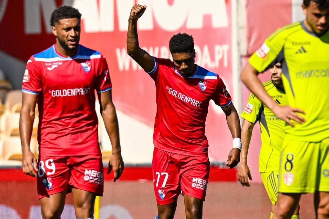 Crónica: Eficácia gilista dita goleada sobre o lanterna-vermelha