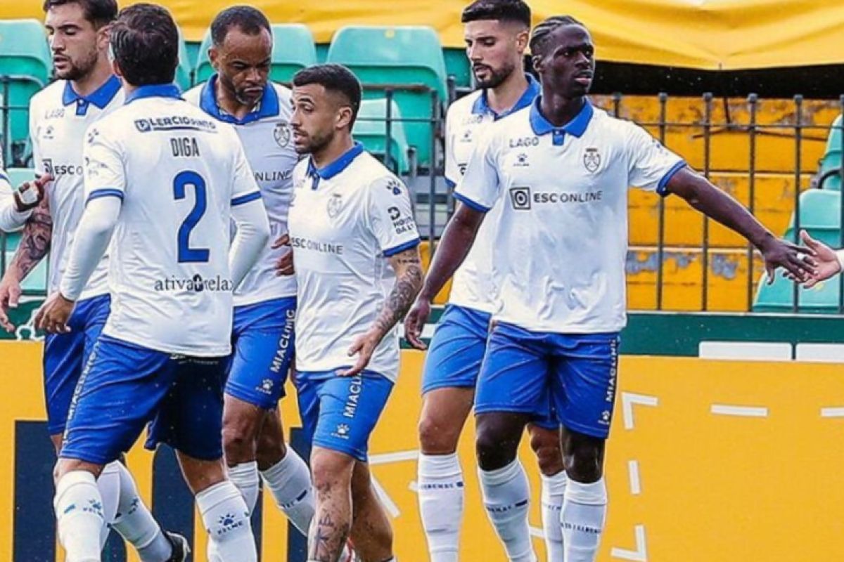 ll Liga: Feirense eficaz vence em Paços de Ferreira num jogo histórico de final violento