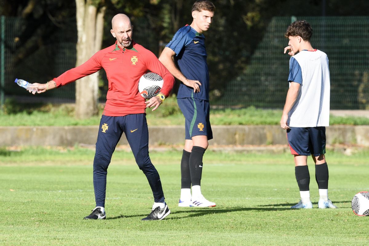 Portugal falha presença no Europeu de sub-19 após derrota com a Inglaterra