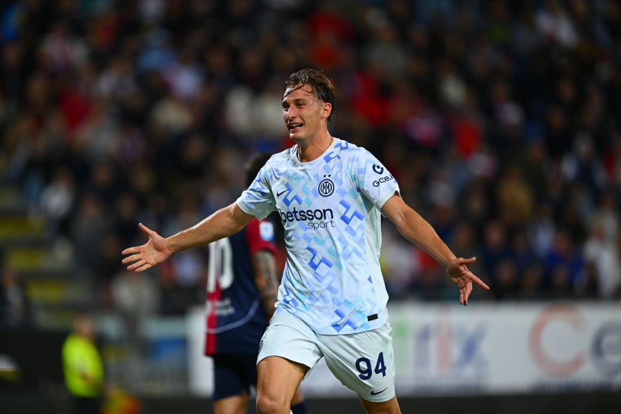 Vitória do Inter em Sardenha com golo histórico de Francesco Pio Esposito