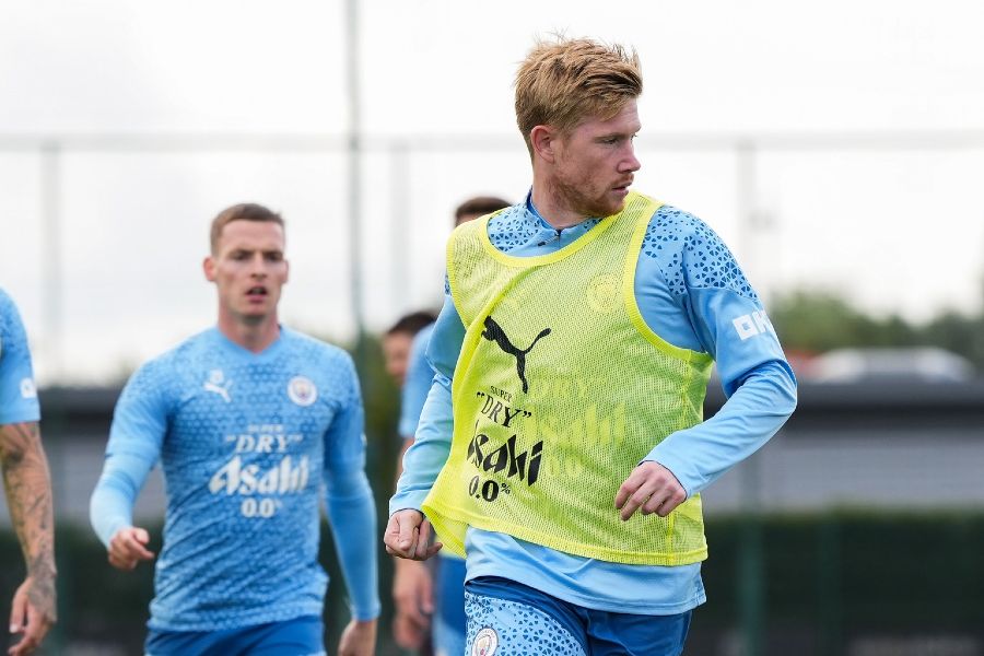 Man City: Kevin De Bruyne tem lesão muscular e vai desfalcar os "citizens" nos próximos meses