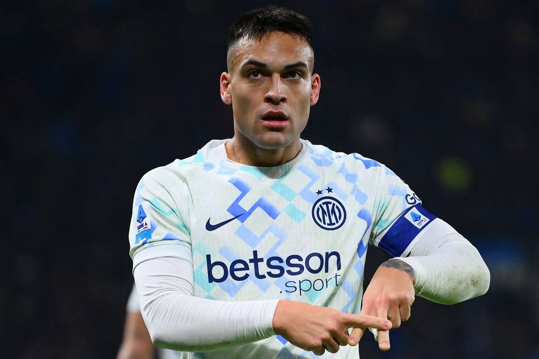 Inter Milão vence Atalanta e mantém liderança na Serie A