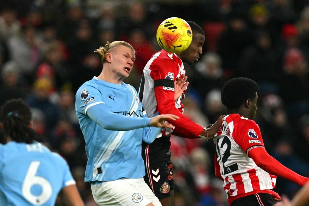 Empate do City custa caro: Arsenal respira sozinho no topo da Premier League