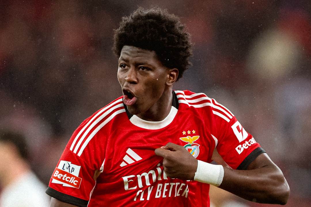 Crónica: Anísio resolve e Benfica respira na véspera do clássico