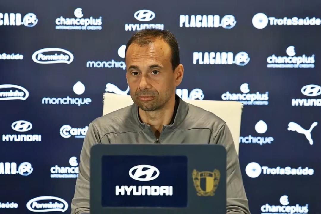Famalicão recebe Arouca com foco no "futebol puro" e no fator casa