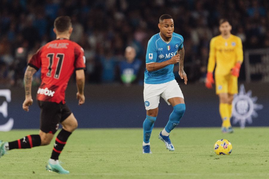 Itália: AC Milan desperdiça vantagem de dois golos e empata com Nápoles