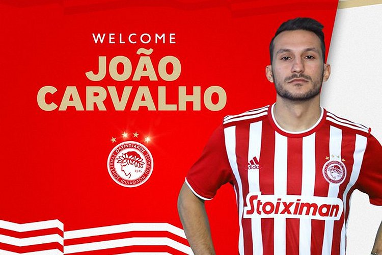 Mercado: João Carvalho troca Nottingham Forest pelo Olympiacos