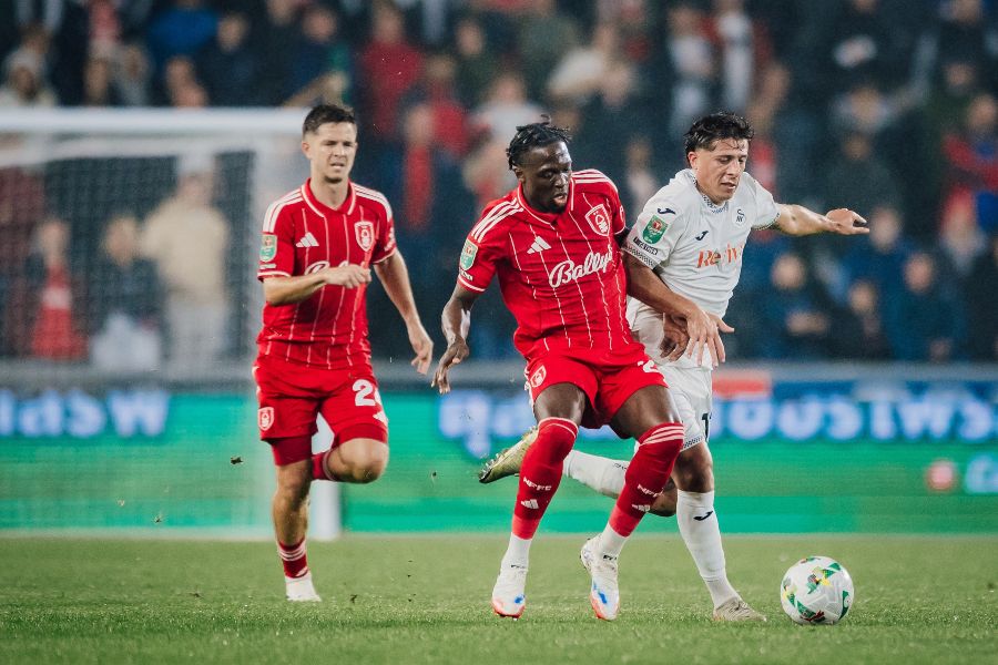 Nottingham Forest sofre reviravolta dramática frente ao Swansea na Taça da Liga