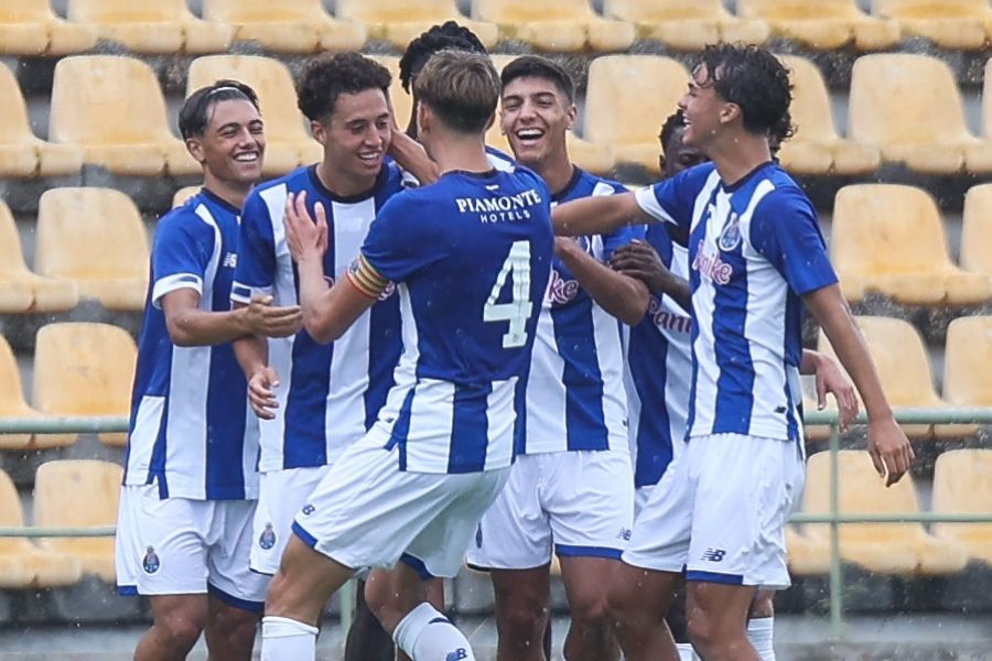 Youth League: FC Porto isola-se no segundo lugar do Grupo H com goleada sobre o Antuérpia