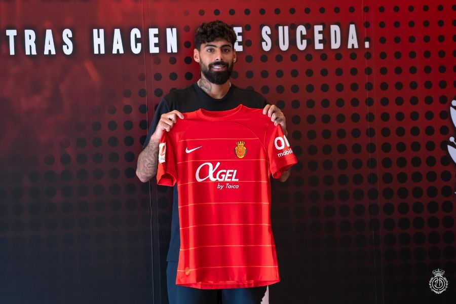 OFICIAL: Médio português Samu Costa deixa Almería e assina por cinco épocas com o Mallorca
