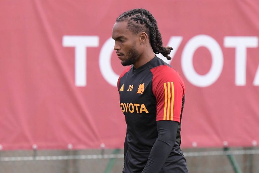 Mourinho: "Sanches amanhã nem sequer vai para o banco, senão vão pensar que sou estúpido"