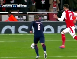 Liga Campeões: Arsenal 2 - 2 PSG (2016-2017)