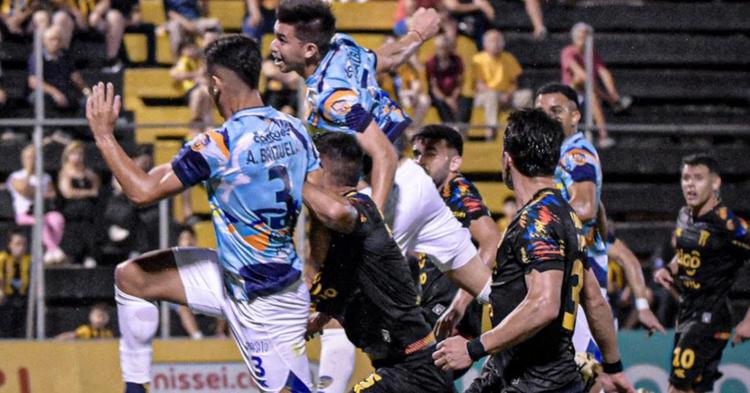 Division Profesional: Club Guarani 2 - 2 Sportivo Luqueño (2024)
