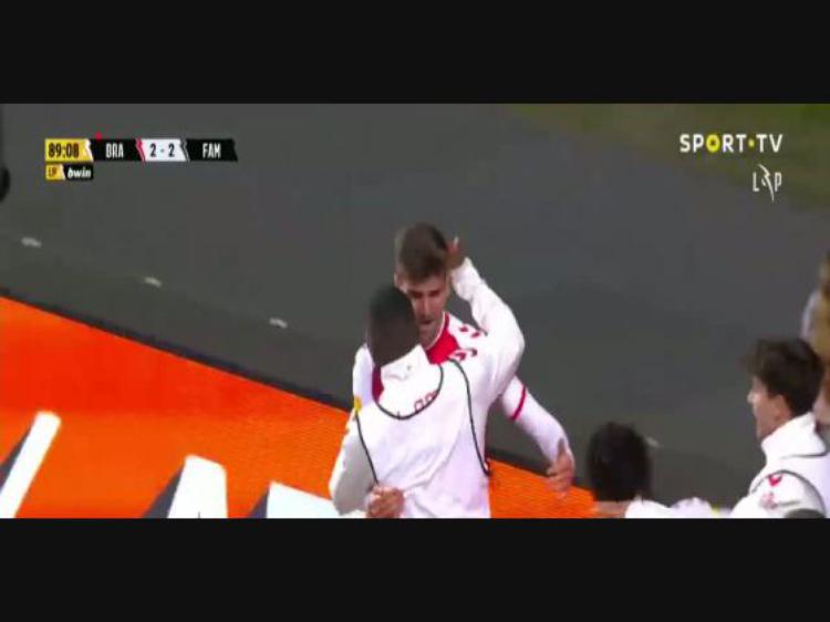 Liga Portugal Bwin: Sp. Braga (2-2) Famalicão, Golo Mario González, 90m (2021-2022)