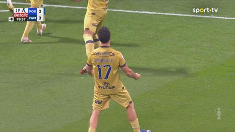 Liga Portugal Betclic: FC Porto vs Famalicão, Golo 2-2 Rodrigo Pinheiro (2025-2026)