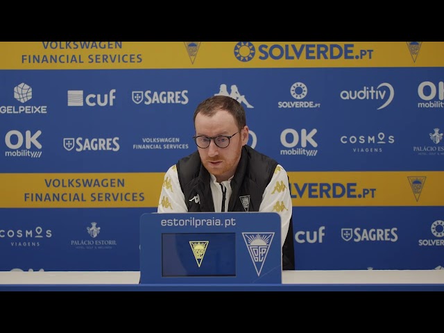 Liga Portugal Betclic: Antevisão de Ian Cathro ao CF Estrela Amadora vs Estoril (2025-2026)