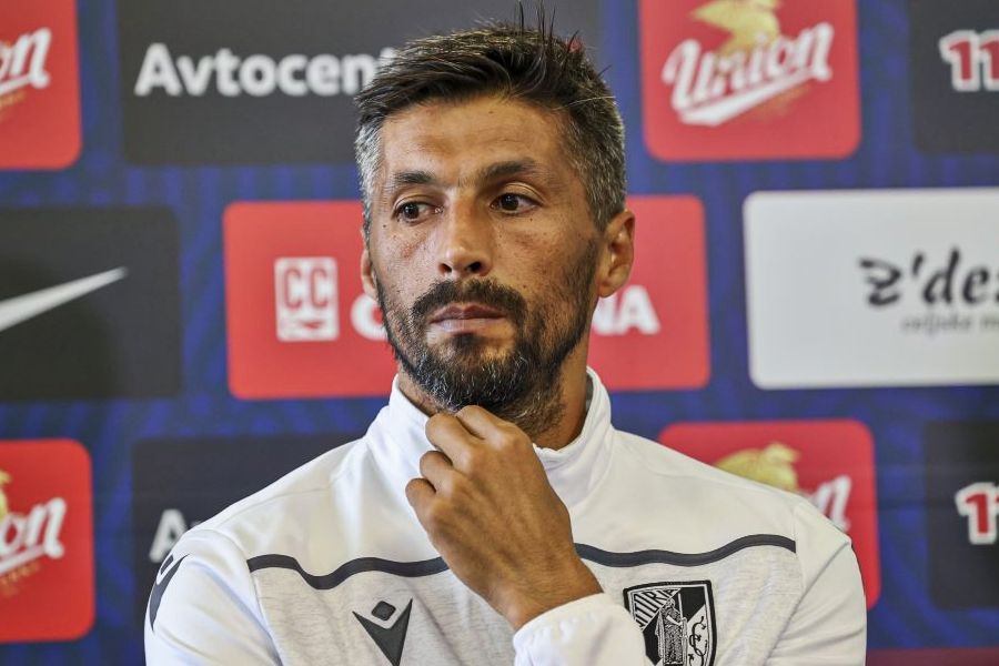 LCE: Treinador do Vitória realça “ansiedade controlada” antes de jogo frente ao Celje