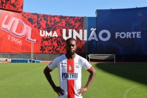 OFICIAL: Joseph Amoah deixa Vitória de Guimarães e reforça União de Leiria