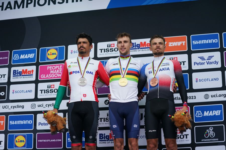 Ciclismo: António Morgado vice-campeão do mundo de fundo de sub-23