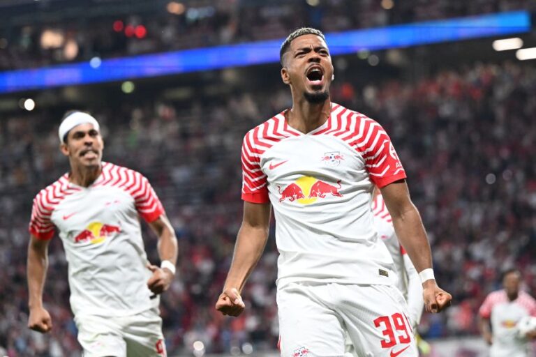 Alemanha: Leipzig bate Estugarda com reviravolta na abertura da segunda jornada da Bundesliga