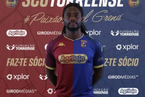 OFICIAL: Médio David Tavares reforça o Torreense por empréstimo do Famalicão