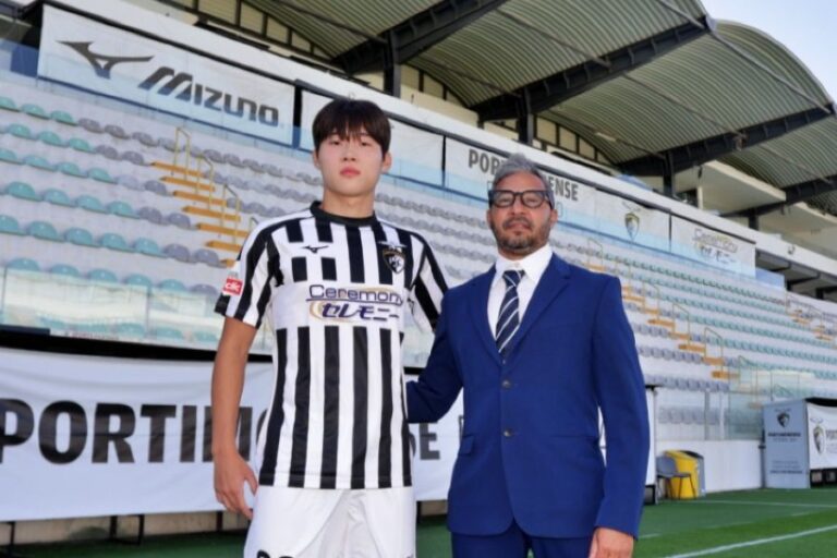OFICIAL: Jovem central sul-coreano Lee Ye-Chan reforça Portimonense até 2027