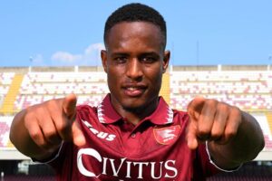OFICIAL: Jovane Cabral assina pela Salernitana e é reforço para Paulo Sousa