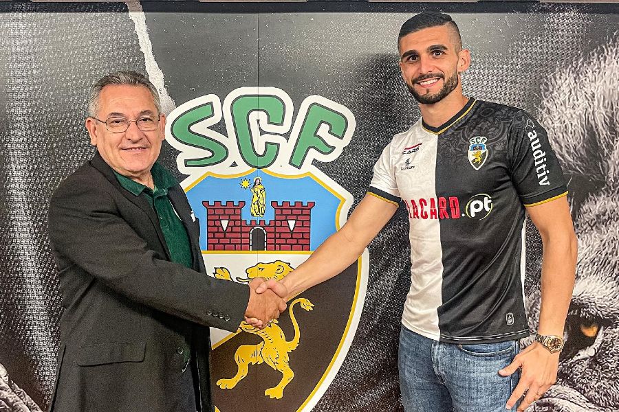 OFICIAL: Igor Rossi regressa a Portugal para representar o Farense
